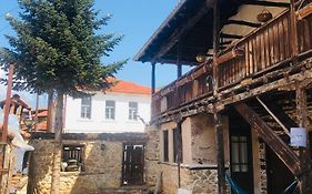 Χαγιάτι Ξενώνας